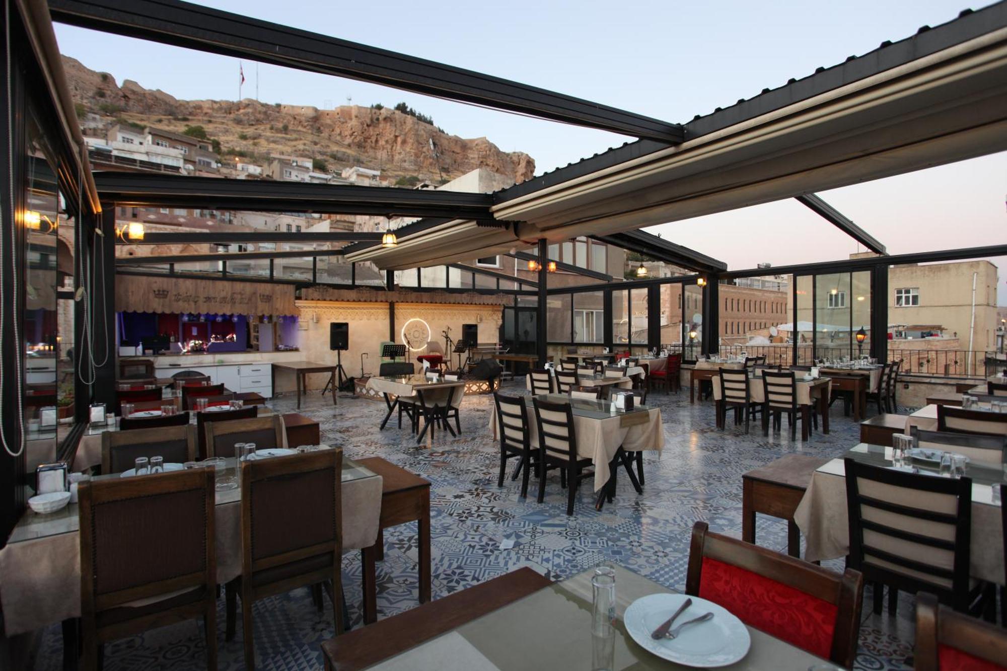 Tughan Hotel Mardin Esterno foto