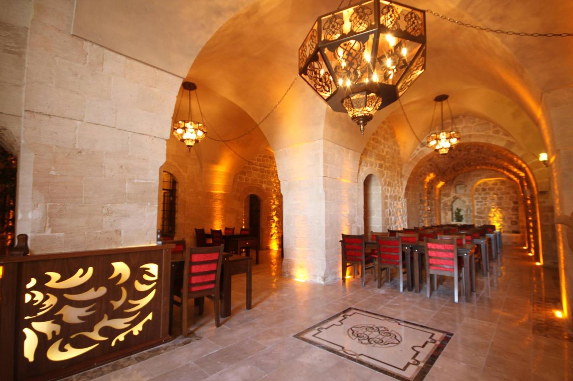 Tughan Hotel Mardin Esterno foto